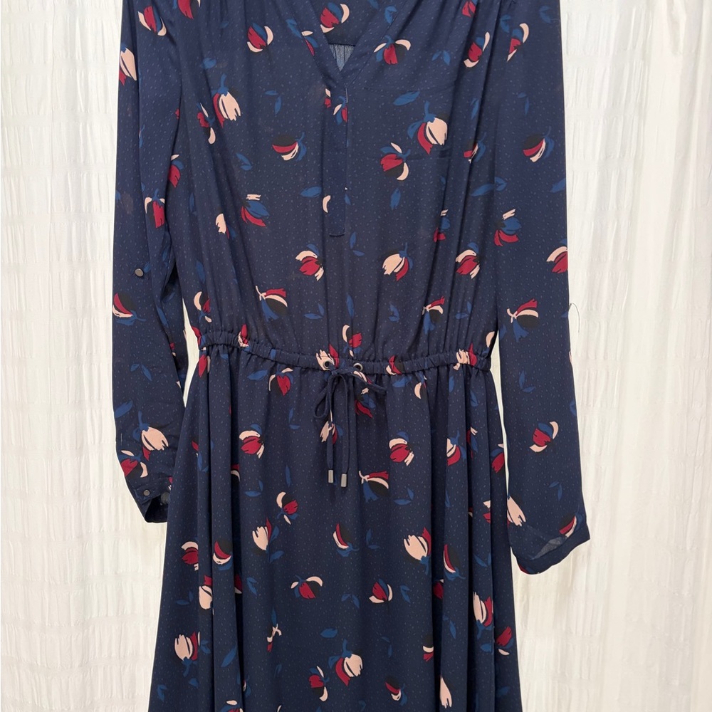 Reitmans Navy Long Sleeve Dress with Geometric design. - Picture 2 of 5